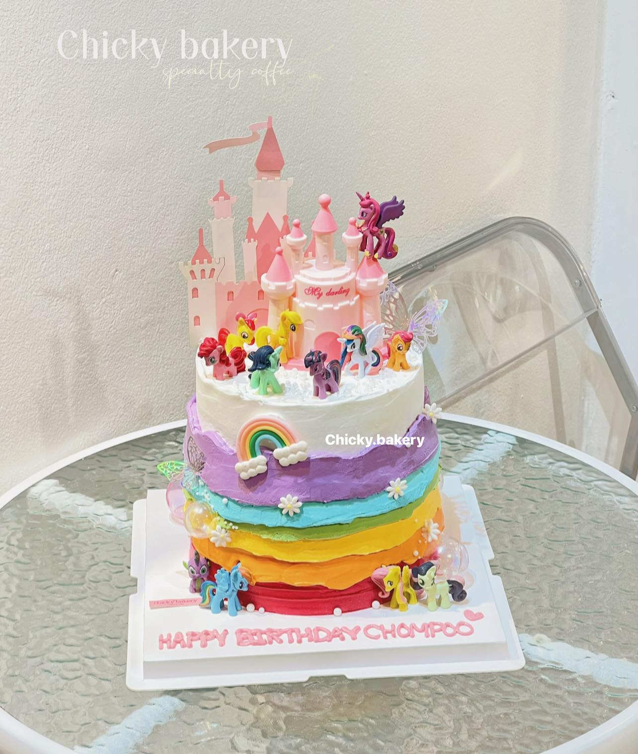 เค้กสั่งทำนครราชสีมา ดีไซน์พิเศษ ชิคกี้เบเกอรี่